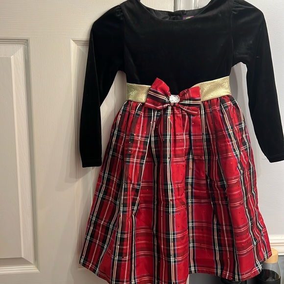 Dolly & me Dresses Little Girls Dress Size 6x Poshmark